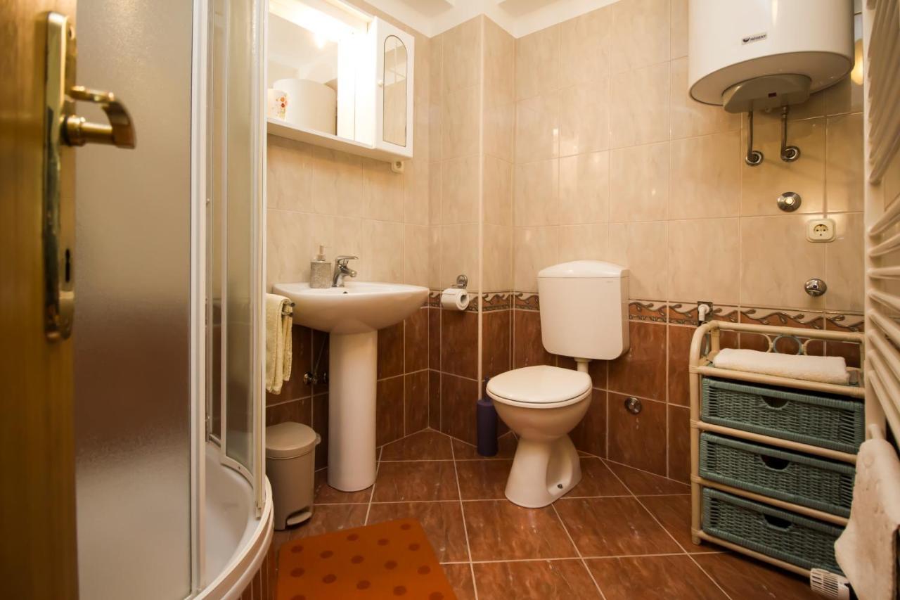 House Kvin Apartment Baska Voda Exterior photo